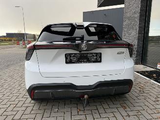 MG MG4 Electric Trophy Extended Range 77kWh 245PK Aut. Luxury picture 9