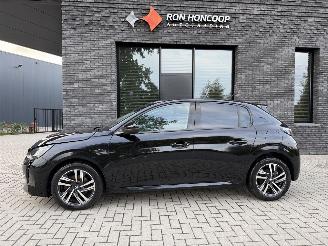 Schadeauto Peugeot 208 1.2 PureTech 101PK Allure 2023/4