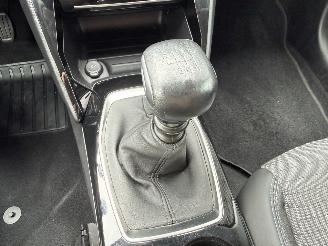 Peugeot 208 1.2 PureTech 101PK Allure picture 27