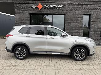 Schadeauto Maxus eUNIQ 6 EV 70kWh 177PK Aut. LIMITED PANO VOL! 2023/7