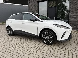 MG MG4 Electric NEW! Long Range 64kWh 204PK Aut. Luxury picture 2