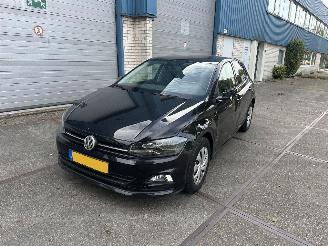 Schadeauto Volkswagen Polo 1.0 TSI 2018/8