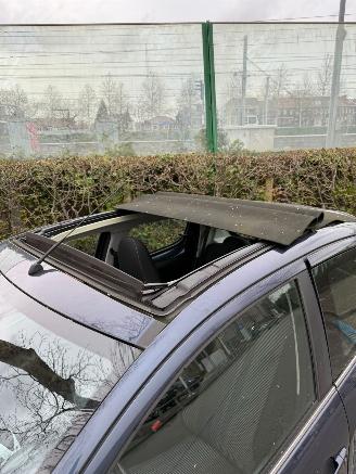 Peugeot 108 Cabrio top picture 5