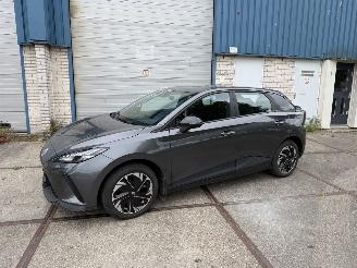 MG MG4 MG4 Electric 51 KWH picture 2