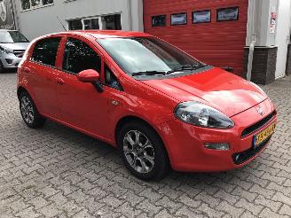 Schadeauto Fiat Punto EVO 0.9 Sempre  zeer lichte schade 2018/11
