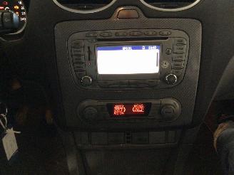 Ford Focus 1.8 limited Edison met zeer lichte schade picture 14