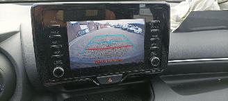 Toyota Yaris 1.5-Hybrid Full-Led Navi Climatecontrol CruiseControl Stoelverwarming Lichtautomaat Achteruitrijcamera Keyless entry armsteun picture 20
