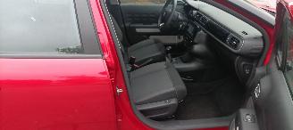 Citroën C3 You! Uitvoering 1.2-12vBenzine Airconditioning stoelverwarming Led verlichting Radio-DAB CruiseControl picture 18