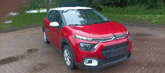 skadebil auto Citroën C3 Bj:11-2022 Edition You! 1.2-12v Airconditioning stoelverwarming CruiseControl Dab audio Elektrische ramen Elektrische-spiegels met verwarming Centrale vergrendeling met afstandsbediening Start-Stop systeem Drivelane assistent Mistlampen Led-Dagrijverlicht 2022/11