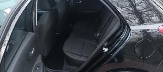 Kia Rio Bj:11-2019 1.4-16v Automaat Navi Climatecontrol Stoelverwarming Lichtautomaat Led-Koplampen 4xelek ramen Privacyglas Stuurwiel met verwarming picture 19