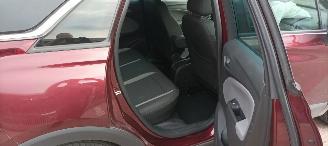 Opel Crossland Bj:04-2018 1.2-turbo Automaat Innovation uitvoering Navi Climatecontrol CruiseControl Stoelverwarming Lichtautomaat Privacyglas Stuurwiel verwarming Voorruit verwarming picture 19