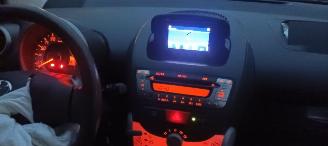 Toyota Aygo Bj:09-2013 1.0-VVT-i Navi Airco Led Elektrische ramen Orginele Toyota inklapbare TomTom navigatie Centrale vergrendeling met afstandsbediening picture 15