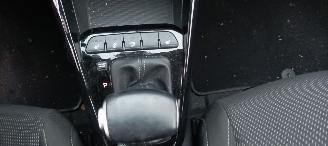 Kia Rio 1.4-DOHC Automatik Navi Climatecontrol Stoelverwarming Lichtautomaat Regensensor Led-Koplampen 4xelek ramen Elektrische-spiegels met verwarming Privacyglas Achteruitrijcamera Mistlampen 16-inch Kia velgen picture 26