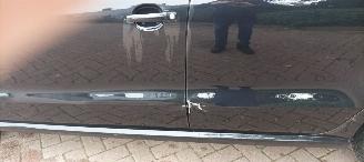 Volkswagen Polo 1.4-TDi Climatecontrol Distance-frontradar Stoelverwarming Leren Stuurwiel Radio met usb Elektrische ramen Elektrische-spiegels met verwarming Centrale vergrendeling met afstandsbediening Start-Stop systeem Euro-6norm picture 15