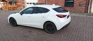 Mazda 3 2.0-Benzine Urban Limited Edition Xenon Led Navigatie Climatecontrol CruiseControl Head up-display Stoelverwarming Lichtautomaat Privacyglas Regensensor Lichtautomaat automatisch dimmende binnenspiegel Blindspot systeem Achteruitrijcamera parkeersensoren  picture 7