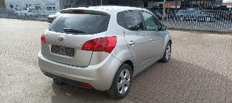 Kia Venga Automaat picture 4