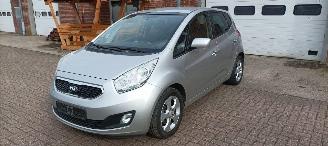 skadebil auto Kia Venga Automaat 2013/8