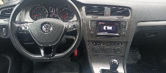 Volkswagen Golf Bj:12-2013 1.2-TSI 105pk Comfortline Climatecontrol CruiseControl Stoelverwarming Lichtautomaat Privacyglas Radio met Infotainment systeem Automatische dimmende binnenspiegel 4xElektrische ramen Elektrische-spiegels met parkeerstand Regensensor Lichtautom picture 16