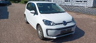 Volkswagen Up! 1.0-mpi 65pk Airconditioning Led verlichting Dab Audio Start-Stop Cruisecontrol Drivelane assistent navi-houder picture 10