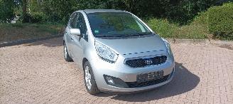 Schadeauto Kia Venga Bj 8-2013 1.6 Automaat Climatecontrol Stoelverwarming Lichtautomaat Privacyglas keyless Entry trekhaak 2013/8