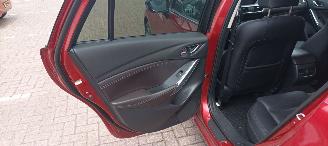 Mazda 6 Bj: 02-2015 Motorschade 2.2 Skyactive Diesel Automaat 4x4 Full Led koplampen Led achterlichten Climatecontrol Stoelverwarming Regensensor Drivelane cruisecontrol Dab Navigatie Leder Sportstoelen Memory keyless Entry trekhaak Blindspot systeem Bose-sound picture 19