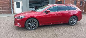 Mazda 6 Bj: 02-2015 Motorschade 2.2 Skyactive Diesel Automaat 4x4 Full Led koplampen Led achterlichten Climatecontrol Stoelverwarming Regensensor Drivelane cruisecontrol Dab Navigatie Leder Sportstoelen Memory keyless Entry trekhaak Blindspot systeem Bose-sound picture 11
