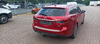 Mazda 6 Bj: 02-2015 Motorschade 2.2 Skyactive Diesel Automaat 4x4 Full Led koplampen Led achterlichten Climatecontrol Stoelverwarming Regensensor Drivelane cruisecontrol Dab Navigatie Leder Sportstoelen Memory keyless Entry trekhaak Blindspot systeem Bose-sound picture 7