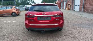 Mazda 6 Bj: 02-2015 Motorschade 2.2 Skyactive Diesel Automaat 4x4 Full Led koplampen Led achterlichten Climatecontrol Stoelverwarming Regensensor Drivelane cruisecontrol Dab Navigatie Leder Sportstoelen Memory keyless Entry trekhaak Blindspot systeem Bose-sound picture 6