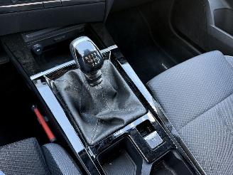 Opel Astra 1.2 Turbo Edition picture 19