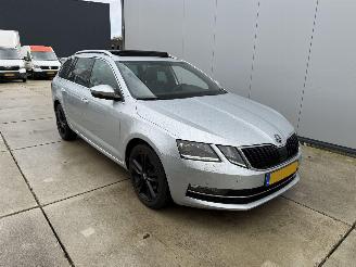 Skoda Octavia 1.5 TSI Greentech Buss Edition Plus -AUTOMAAT-LEDER-PANO-NAVI picture 2