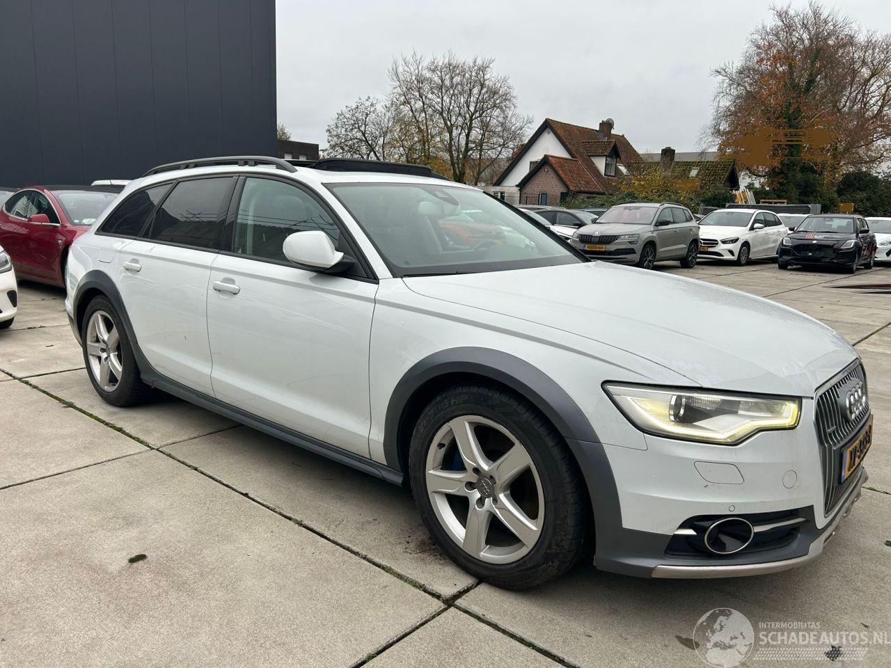 Audi A6 allroad 3.0 TDI QUATRO AUTOMAAT 204 PK- PANO-NAVI