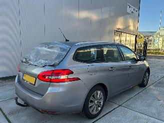 Peugeot 308 1.2 PureTech GT AUTOMAAT-GLAZENDAK-NAVI-CAMERA picture 5