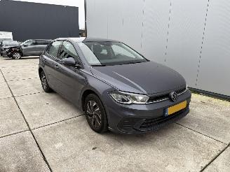 Volkswagen Polo 1.0 TSI 95 PK Life -AIRCO picture 2