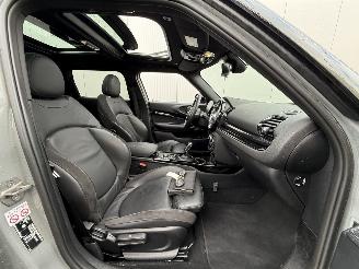 Mini Clubman 1.5 Cooper Buss Edition PANO-KEYLESS-NAVI-LED picture 11