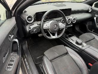 Mercedes A-klasse 180 PREMIUM PLUS AMG PANO-SFEER VERL-MEMORY STOELEN picture 3
