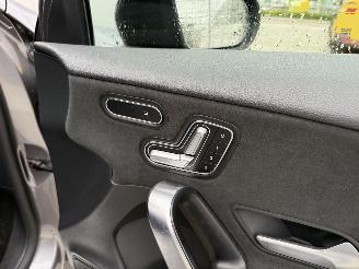 Mercedes A-klasse 180 PREMIUM PLUS AMG PANO-SFEER VERL-MEMORY STOELEN picture 12