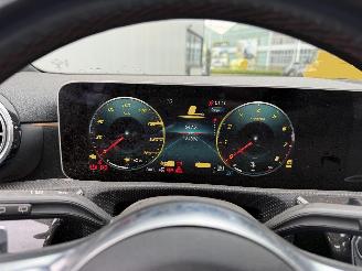 Mercedes A-klasse 180 PREMIUM PLUS AMG PANO-SFEER VERL-MEMORY STOELEN picture 16