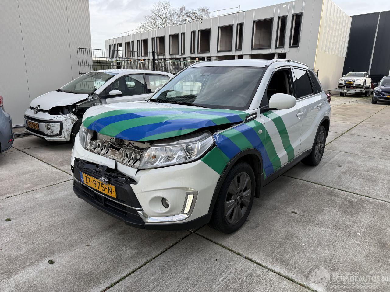 Suzuki Vitara 1.4 Boosterjet Allgrip Select 4X4 140PK AUTOMAAT - CAMERA