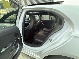 Mercedes A-klasse 200 Business Solution AMG-CAMERA-PANO-NAVI-PDC picture 10