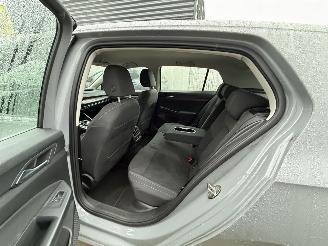 Volkswagen Golf 1.4 eHYBRID PHEV STYLE 204 PK0NAVI-IQ LICHT-PDC picture 10