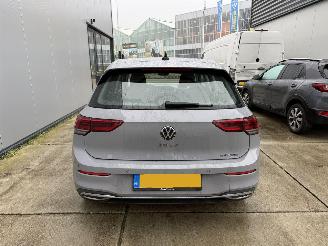 Volkswagen Golf 1.4 eHYBRID PHEV STYLE 204 PK0NAVI-IQ LICHT-PDC picture 8