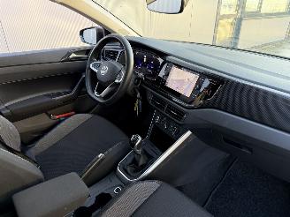 Volkswagen Polo 1.0TSI LIFE NAVI - AIRCO - LED picture 6