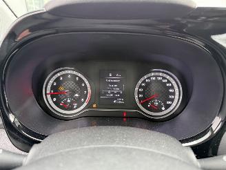 Hyundai I-10 1.0 Comfort 5-zits AIRCO - CENTRAAL picture 17