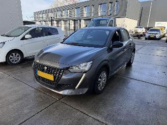 damaged passenger cars Peugeot 208 1.2 PureTech Active AIRCO - CARPLAY - LED 2022/12