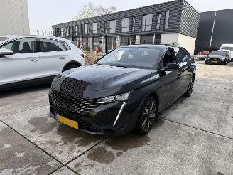 Schadeauto Peugeot 308 1.2 PureTech Allure AUTOMAAT-PDC-NAVI-CAMERA 2022/9