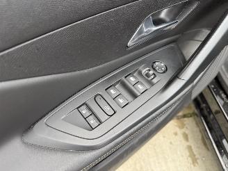 Peugeot 308 1.2 PureTech Allure AUTOMAAT-NAVI-PDC-CAMERA picture 13