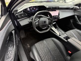 Peugeot 308 1.2 PureTech Allure AUTOMAAT-NAVI-PDC-CAMERA picture 3