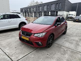 Schadeauto Seat Ibiza 1.0 TSI FR Business Intense -PANO-NAVI-CAMERA-PDC 2019/11