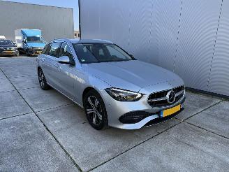 Schadeauto Mercedes C-klasse 180 Luxury Line AUTOMAAT-NAVI-CAMERA-PDC-LEDER 2024/8