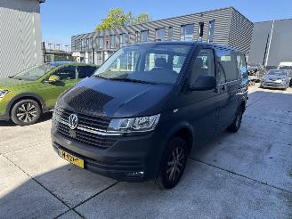 Schadeauto Volkswagen Transporter 2.0 TDI L1H1 DSG PERSONEN BUS -NAVI 2021/9